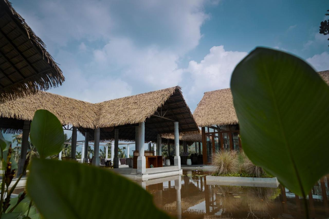 Maayaa Riverside Villa By Kpm Tripenta Attappādi Exterior foto